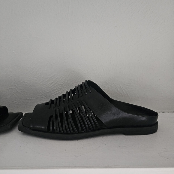 NWOT Daniella Shevel Gia Lace Flats - Picture 8 of 12